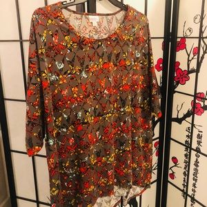 LulaRoe High-Low Tee